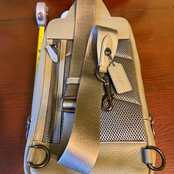 Coach Gotham Pack (Green) - Picture 2 of 5